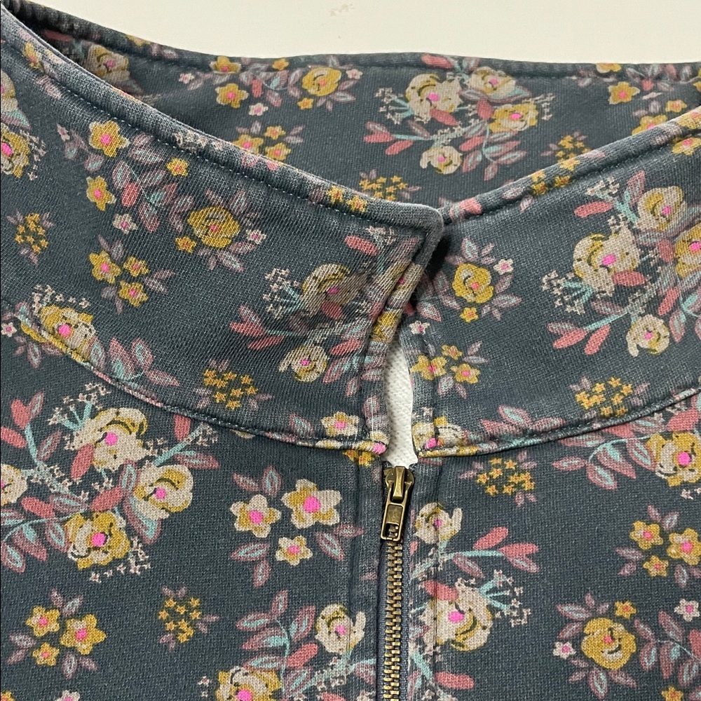 Natural Life Easy Does It raw hem cropped oversized quarter zip l/xl - Picture 3 of 8